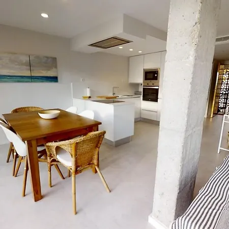 Paradise Windows Apartment *